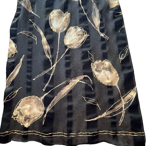 Beautiful Black Cream Floral Silk Scarf - Picture 3 of 5